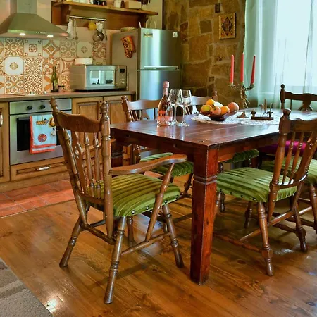 къща край реката/ House By The River * Vetrintsi