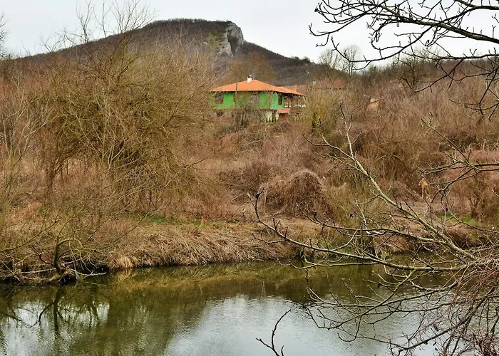 Villa къща край реката/ House By The River *