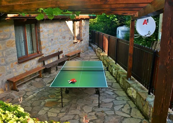 къща край реката/ House By The River *