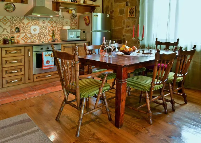 къща край реката/ House By The River * Vetrintsi